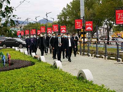 Wenzhou Economic and Information Bureau went to BENY Electric for research and guidance20211227 400300