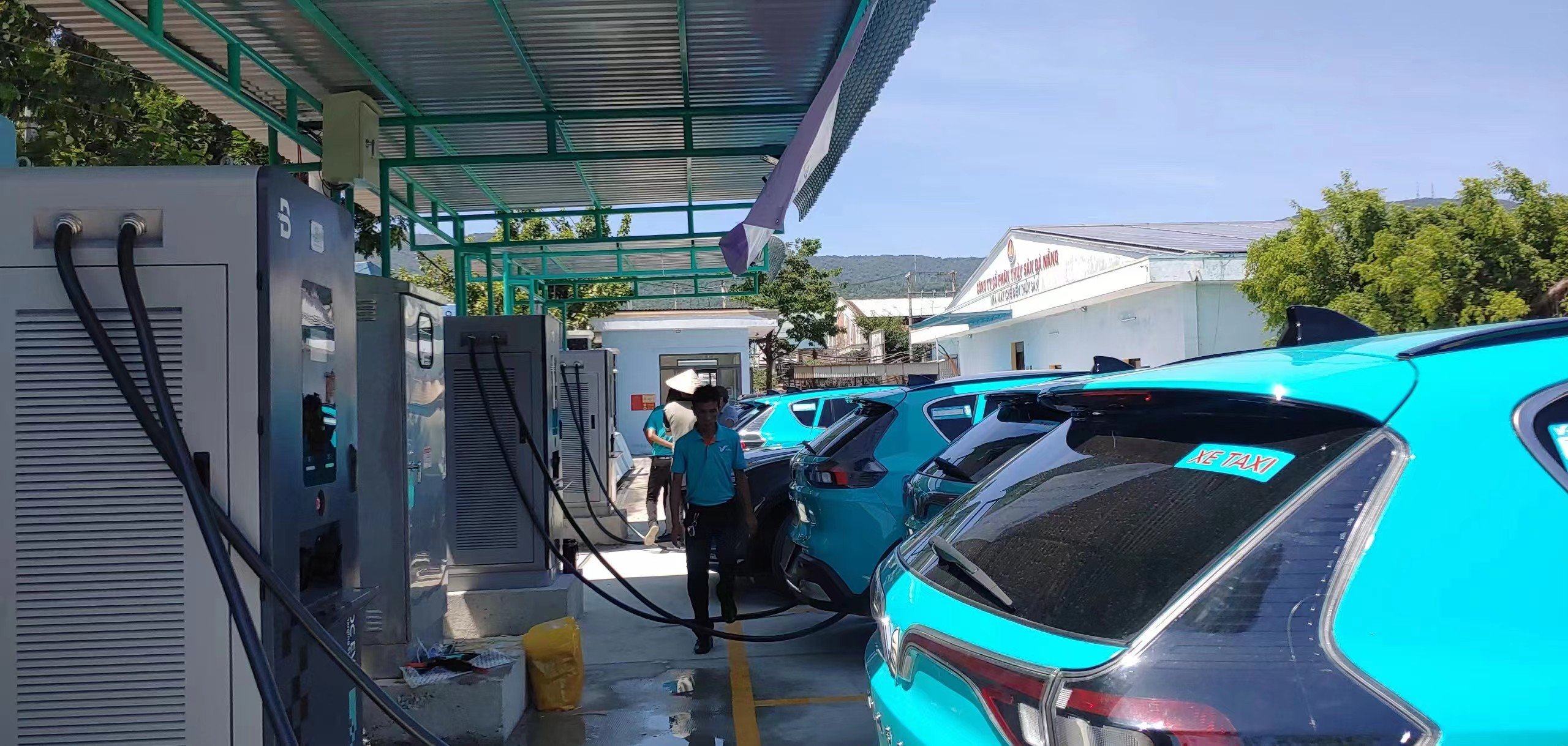 Deploy Advanced Charging Solutions