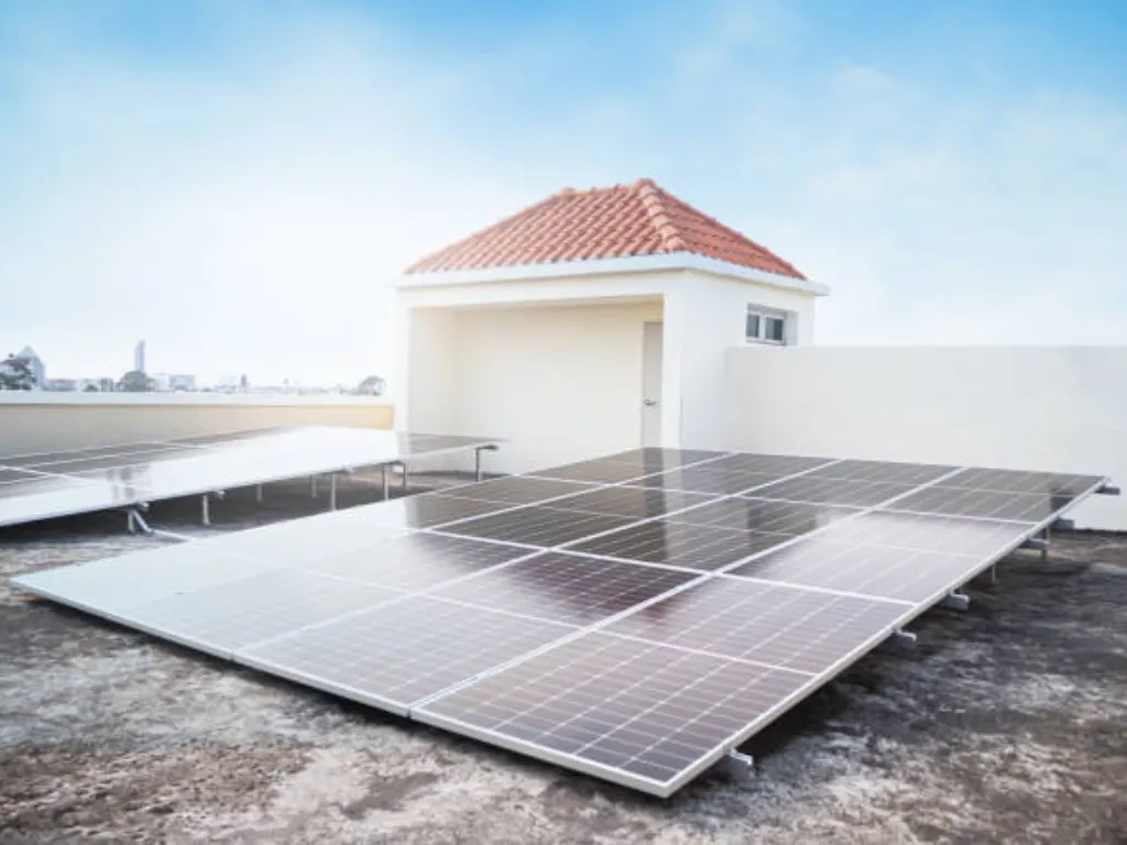 solar panels on flat roofs