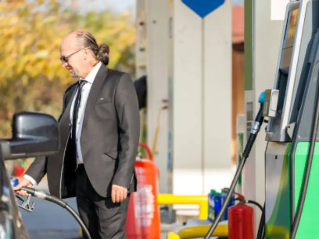 benefits of ev charging stations for business