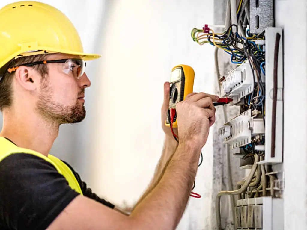 Circuit Breaker vs Surge Protector