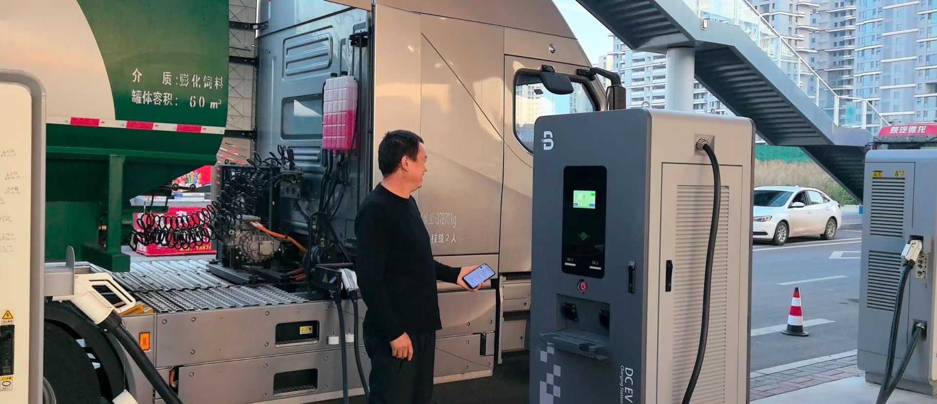 img v3 02gh bec08b99 15a6 49b0 9b05 245bde5db8bg