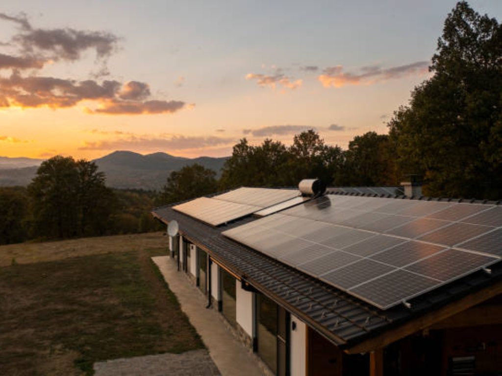 Off Grid Solar System (3)webp