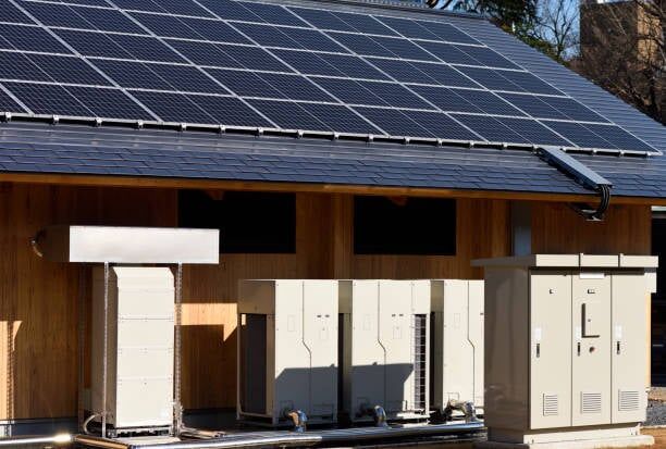 Home electricity scheme with battery energy storage