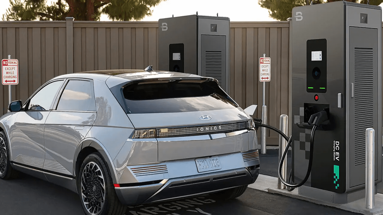 2 Guns DC EV Charger