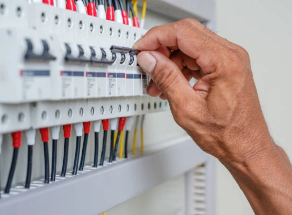 solar dc circuit breaker